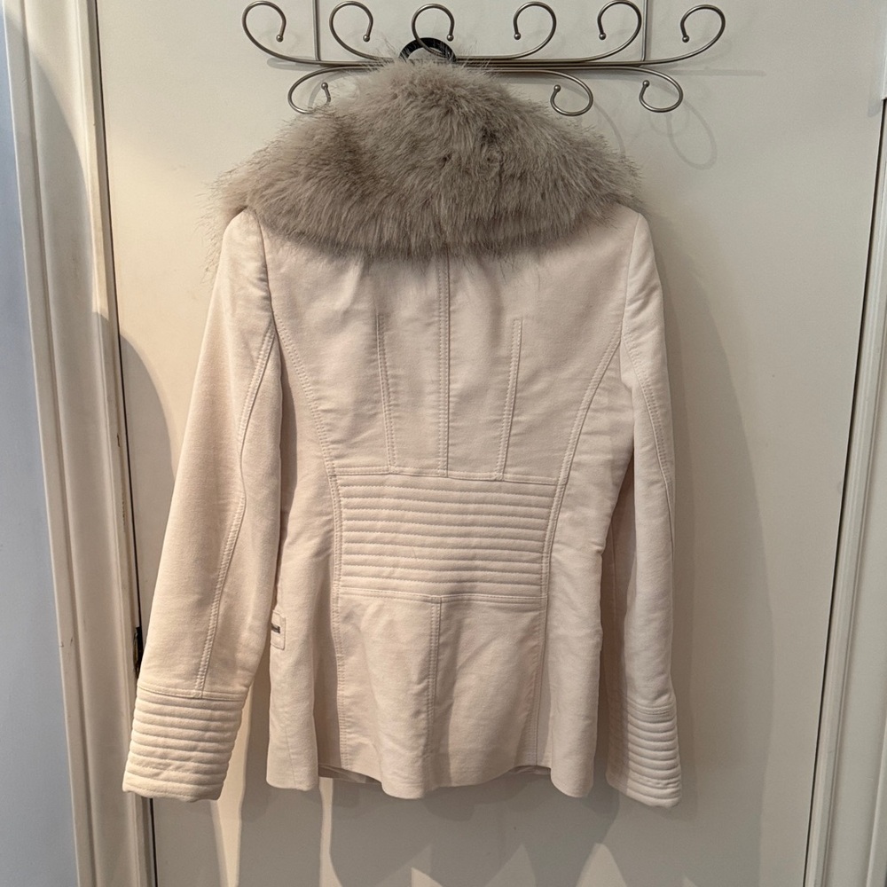 Karen Millen sz4 preowned no smoke home Cream Jacket w removable Faux Fur Collar - Picture 2 of 16